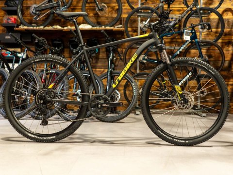 Unibike Shadow 29" Czarno-żółty 2025 (21")