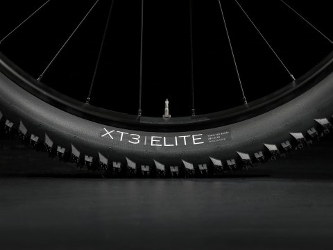 Trek Marlin 6 Generacja 3 Lava 2025 (S)