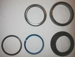 Stery NO.54/CF 31.8-42-47-37 H=8.7 BLK (OD2) w/UD Carbon(M) Cone Spacer w/FSA LG w/Micro spacer(MW259) wo/Crown Race